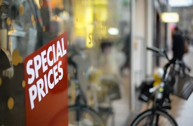 Cenowe okazje, czyli jak znaleźć najlepsze oferty online?