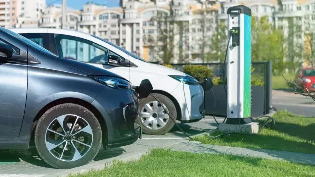 Auta elektryczne – najpopularniejsze modele w Polsce